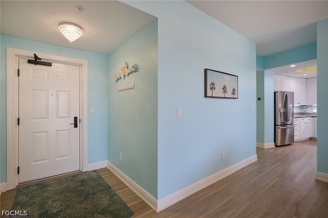 Foto del edificio - 5702 Cape Harbour Dr