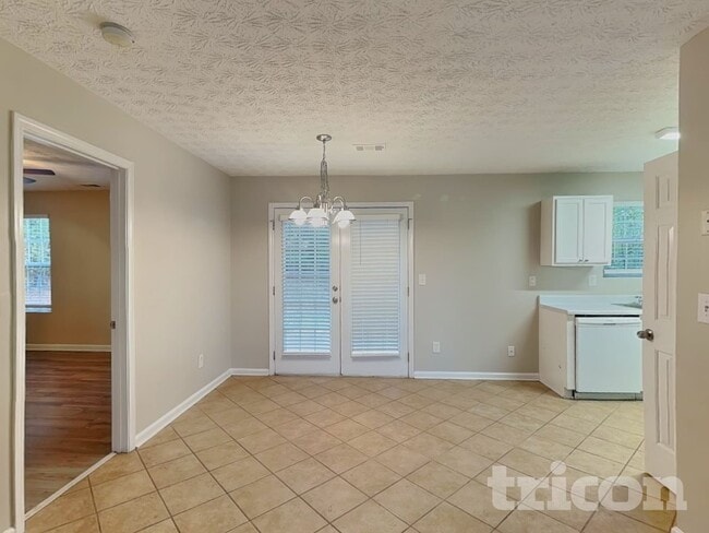 Building Photo - 1219 Catalina Pkwy