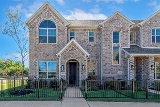 Building Photo - 6298 Blythe Dr