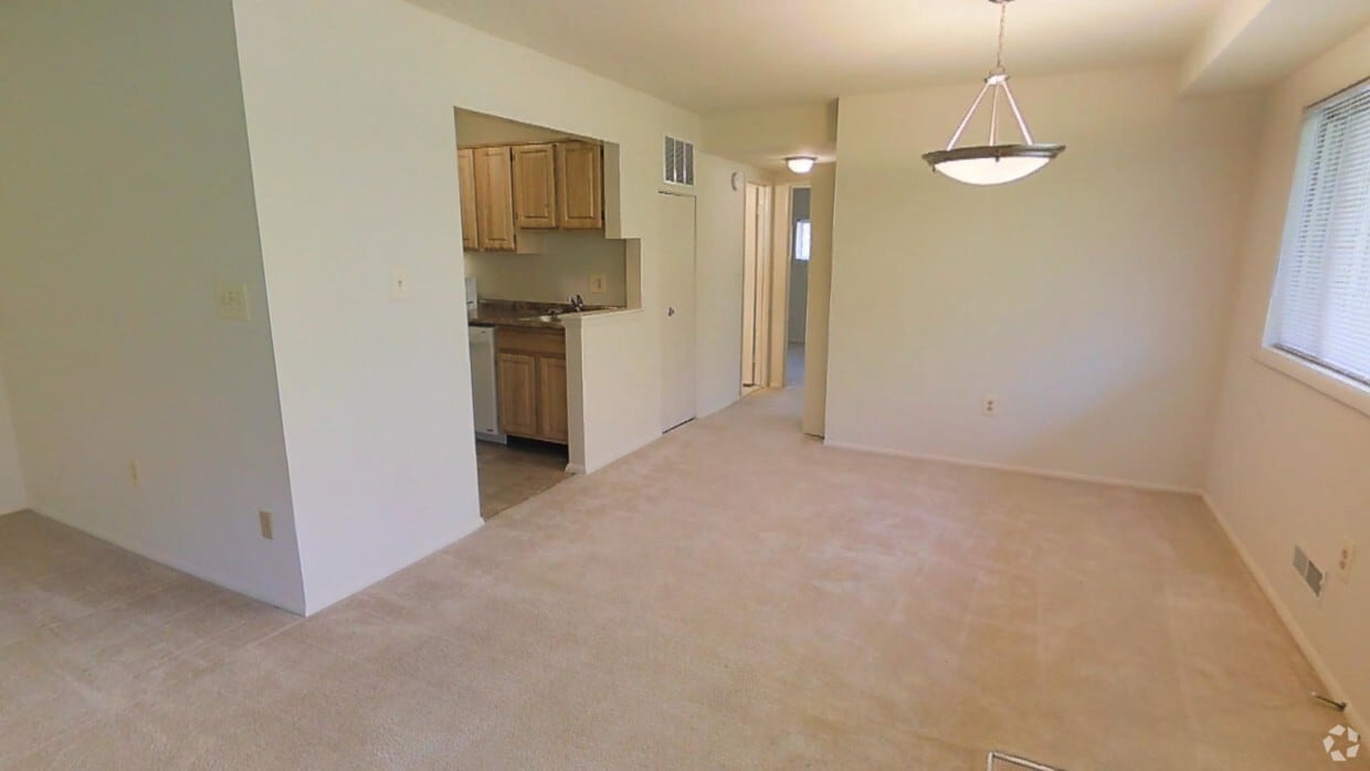 Photo - Windsor Forest Apartments