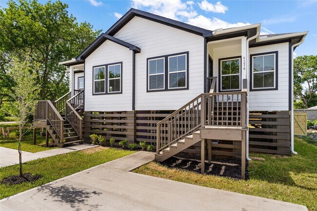 Foto del edificio - 5307 Groveton St