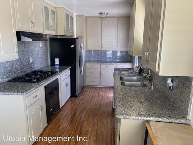 Building Photo - 5 br, 3 bath House - 11736 Benfield Ave.