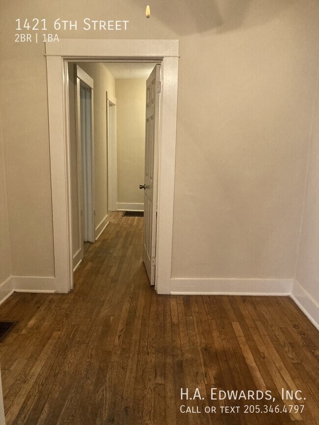 Foto del edificio - 1421 6th Street