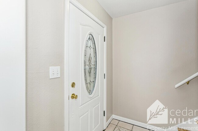 Foto del edificio - Large bi-level duplex in Crown Heights