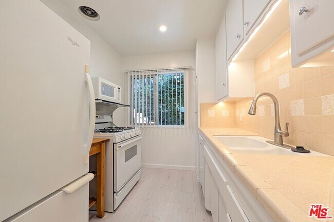 Foto del edificio - 1037 11th St