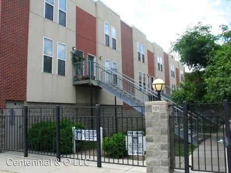 Foto principal - 121-121 Centennial Mall S