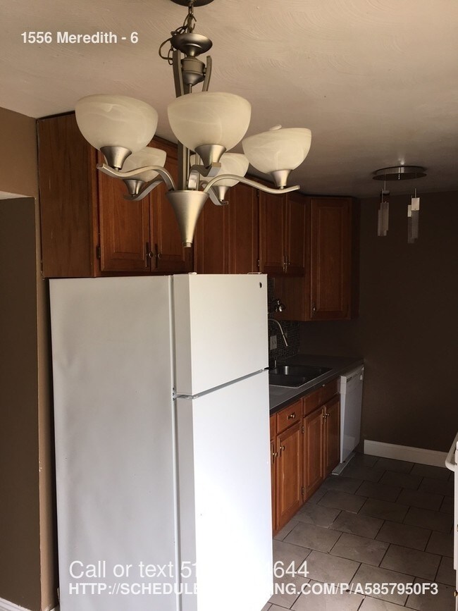 1556 Meredith Dr Unit 6, Cincinnati, OH 45231 Room for Rent in