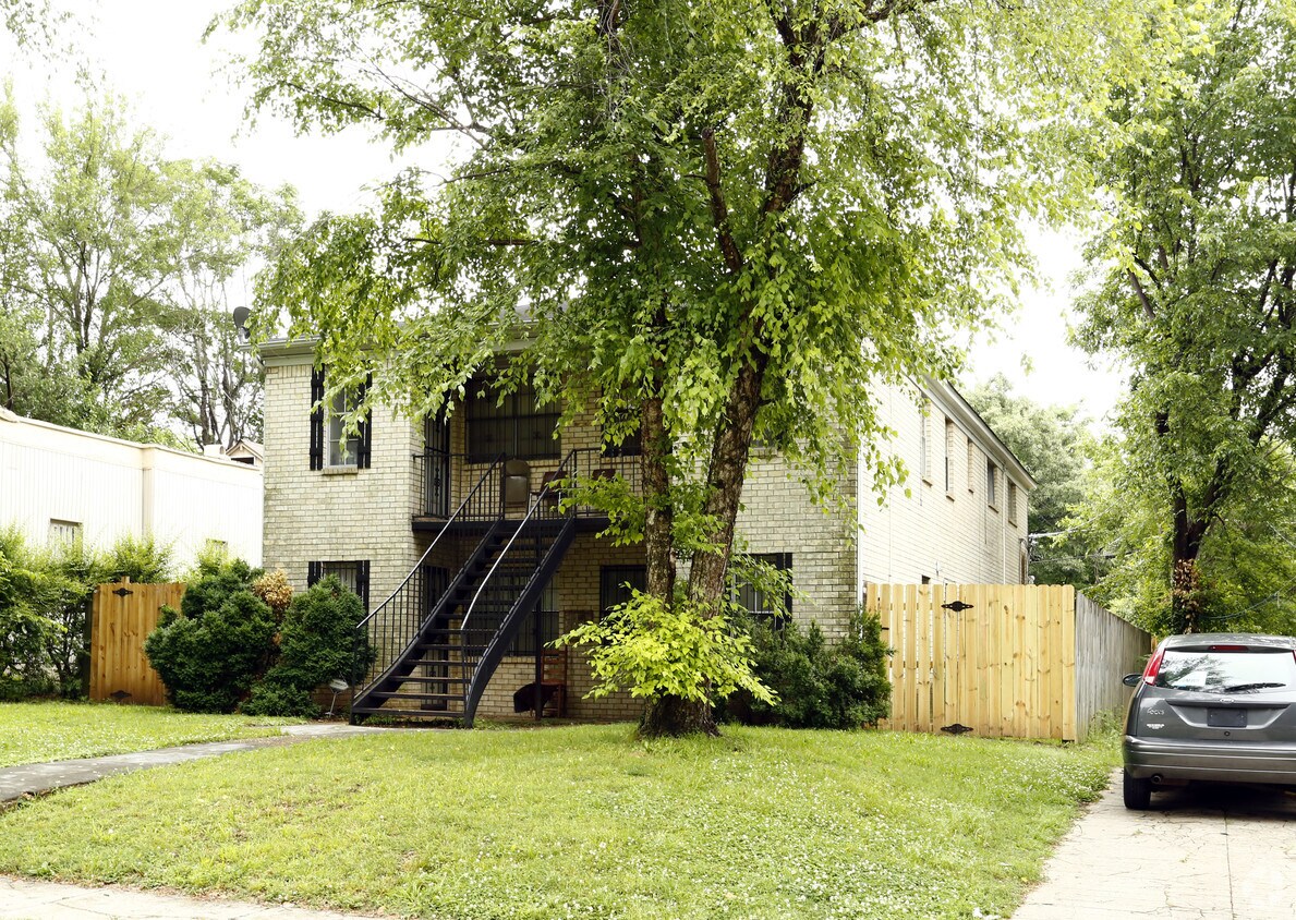 Foto del edificio - 1579 Court Ave