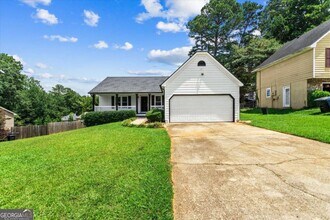 Building Photo - 140 Grayland Creek Dr