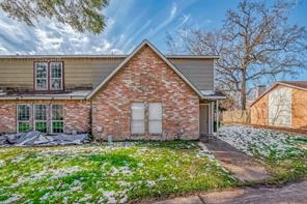 Photo - 5767 Easthampton Drive Unit#C, Houston, Texas