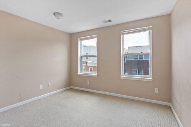 Foto del edificio - 4 br, 2 bath Duplex - 1839 WILLINGTON ST U...