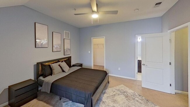 Building Photo - 2 Mustang Dr