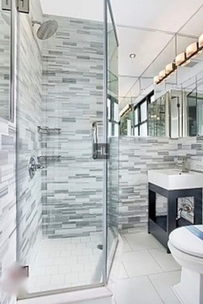 Foto del edificio - East 105th Street