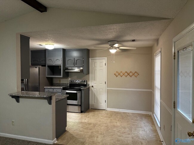 Building Photo - 300 N Oxford Cir