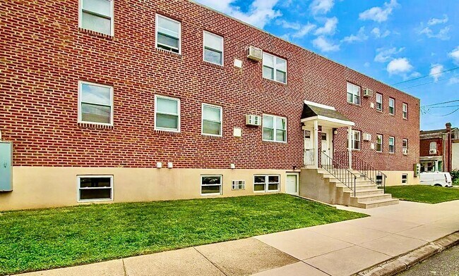 Foto del edificio - 4525 Lardner St