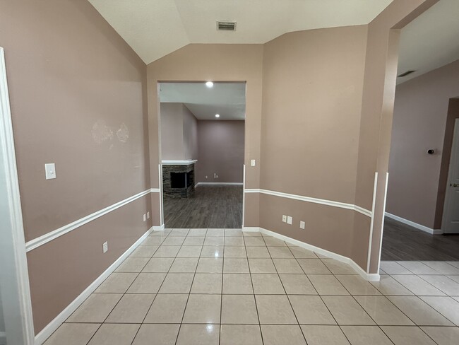 Building Photo - 7013 Jack Franzen Dr