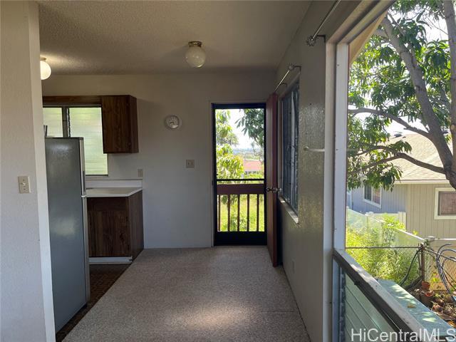 Building Photo - 827 20th Ave