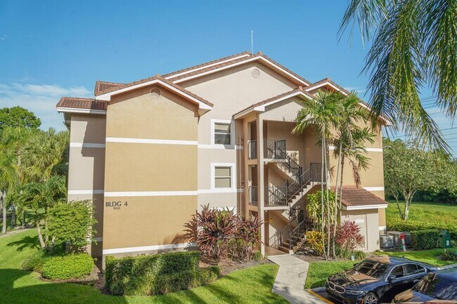 Foto del edificio - 9033 Wiles Rd