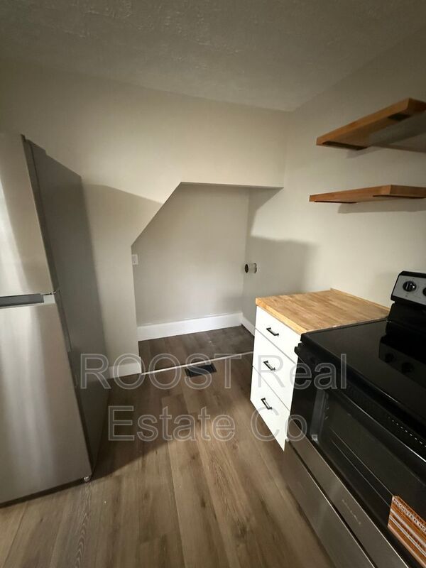 Foto del edificio - 202 W Ward St