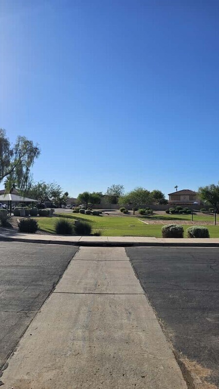 Foto del edificio - 711 S Roca St