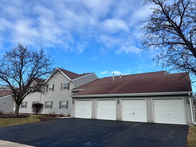 Building Photo - 66 Gant Cir