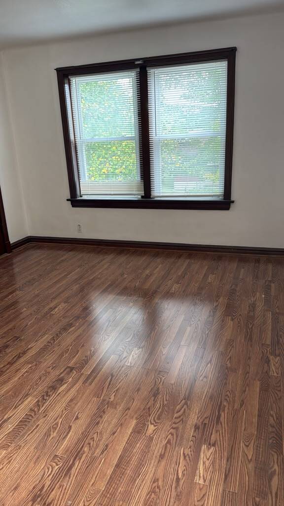 Foto del edificio - 5470 Loughborough Ave
