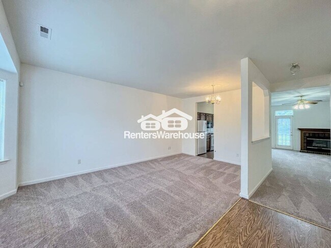 Foto del edificio - 5623 Rivermill Cir