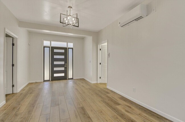 Foto del edificio - $3,549/mo – Brand-New 2 Bed / 2 Bath Private ADU – Agoura Hills | 800 Sq Ft