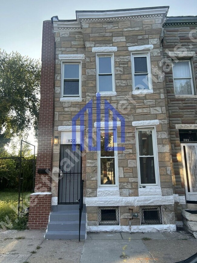 Foto del edificio - Coming Soon!!!!!! Spacious 3 Bedroom in We...
