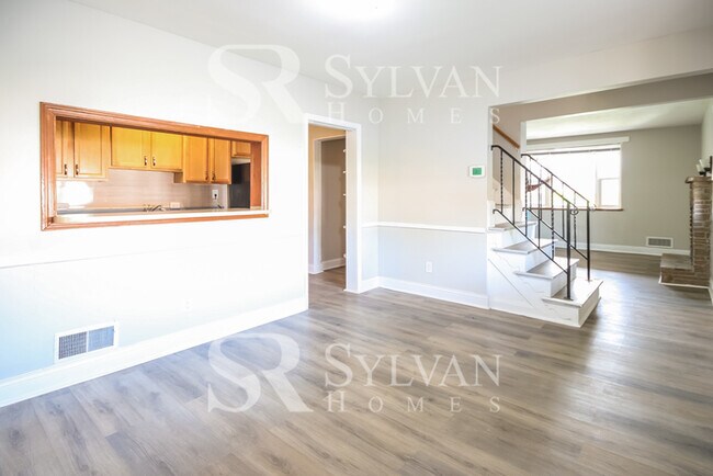 Foto del edificio - Prepare to be impressed by this 3 bedroom,...