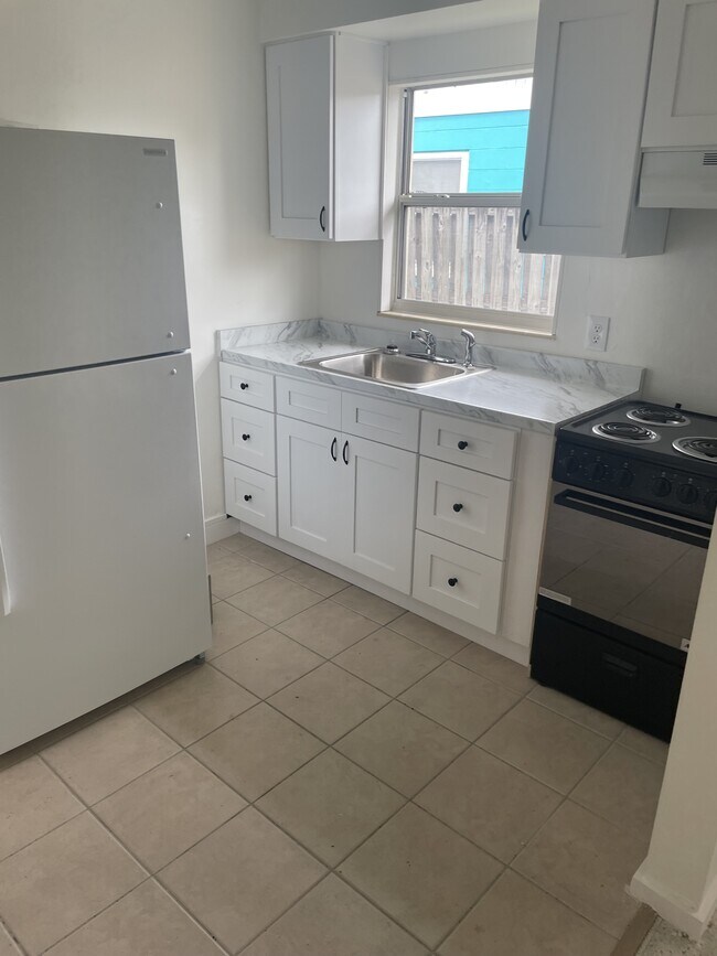 Photo - 11135 2nd St E House