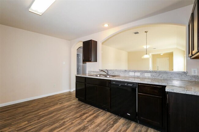 Building Photo - 2416 W Werrington Way