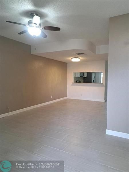 Foto del edificio - 7866 Dixie Beach Cir