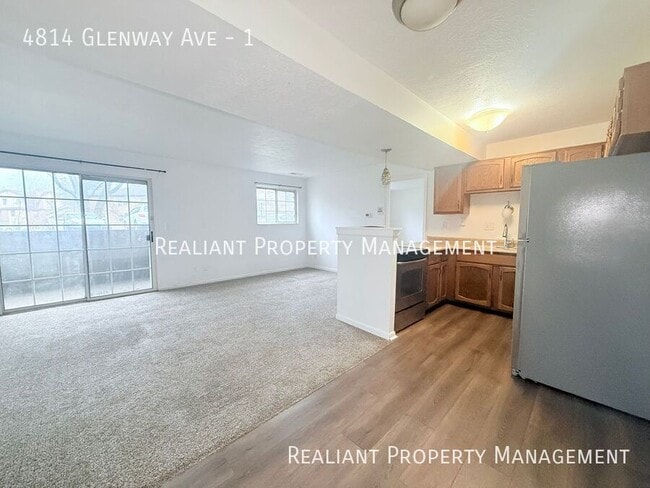 Building Photo - 4814 Glenway Ave