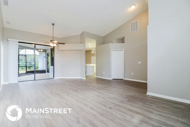 Building Photo - 7480 Aloe Dr