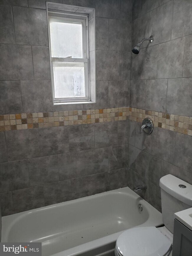 Foto del edificio - 2456 N 4th St