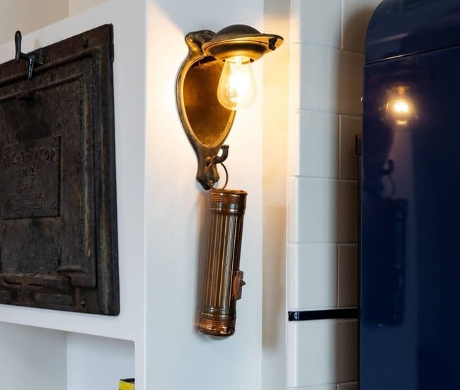 Building Photo - 375 S Shaffer St