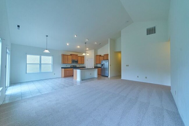 Foto del edificio - 3 Bedroom 2 Full Bath Ranch in Westfield i...