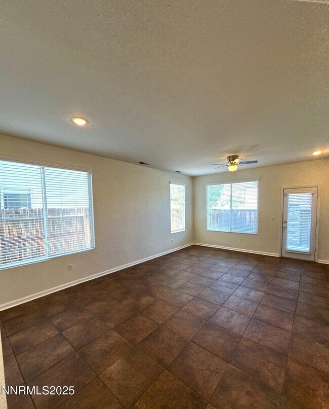 Foto del edificio - 10407 Summershade Ln