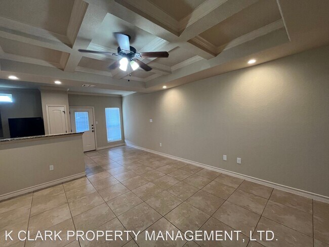 Building Photo - 3 br, 2.5 bath House - 6015 KARLY WAY #103