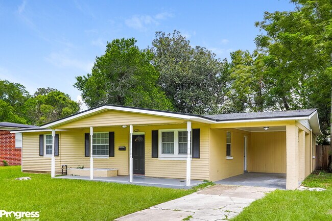 Foto del edificio - 6227 Pine Summit Dr