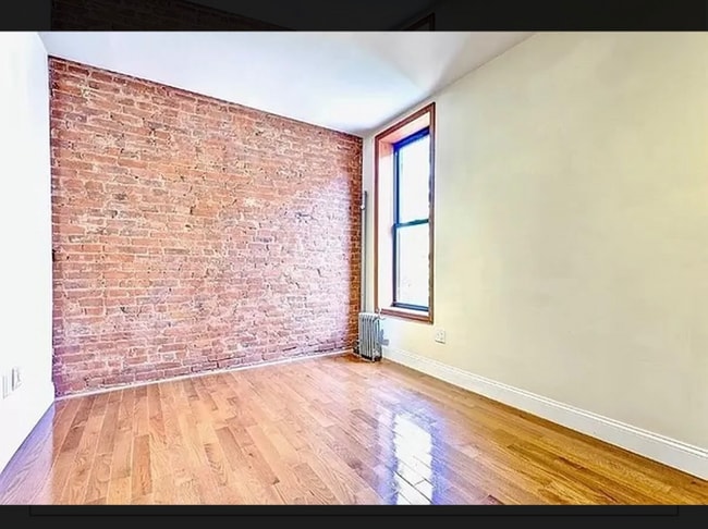 Foto del edificio - 172 Sherman Ave