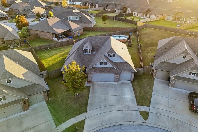 Foto del edificio - 4 Bed | 3 Bath in Broken Arrow!