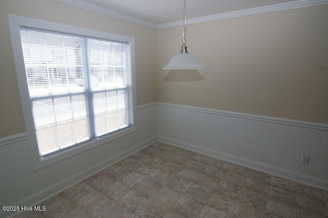 Building Photo - 4255 Dudleys Grant Dr