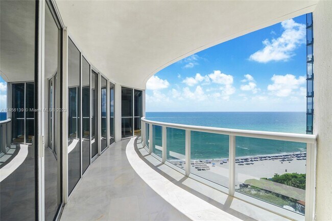 Building Photo - 17201 Collins Ave