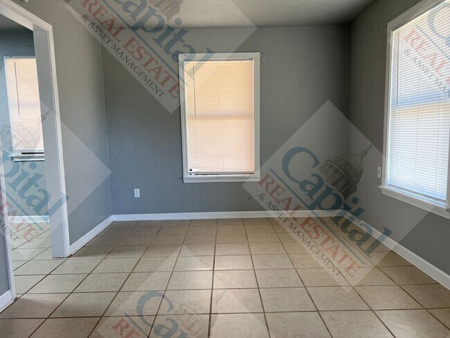 Building Photo - Home Sweet Home