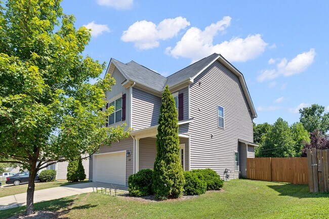 Building Photo - 609 Timber Meadow Lake