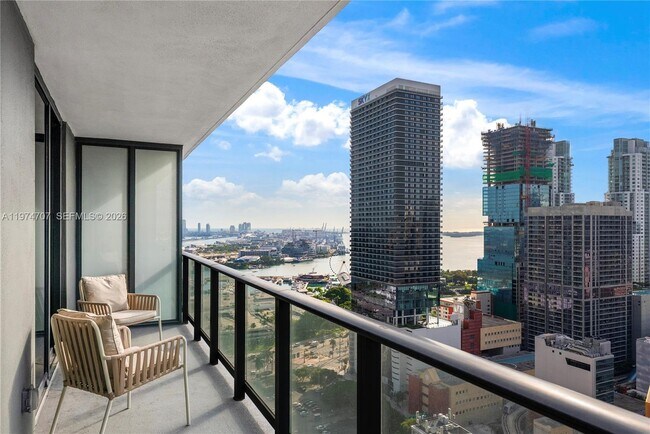 Foto del edificio - 159 NE 6th St