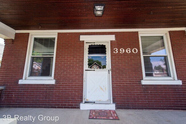 Building Photo - 3 br, 1 bath House - 3960  Delmar Ave