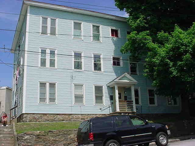 Primary Photo - 114 Pine St